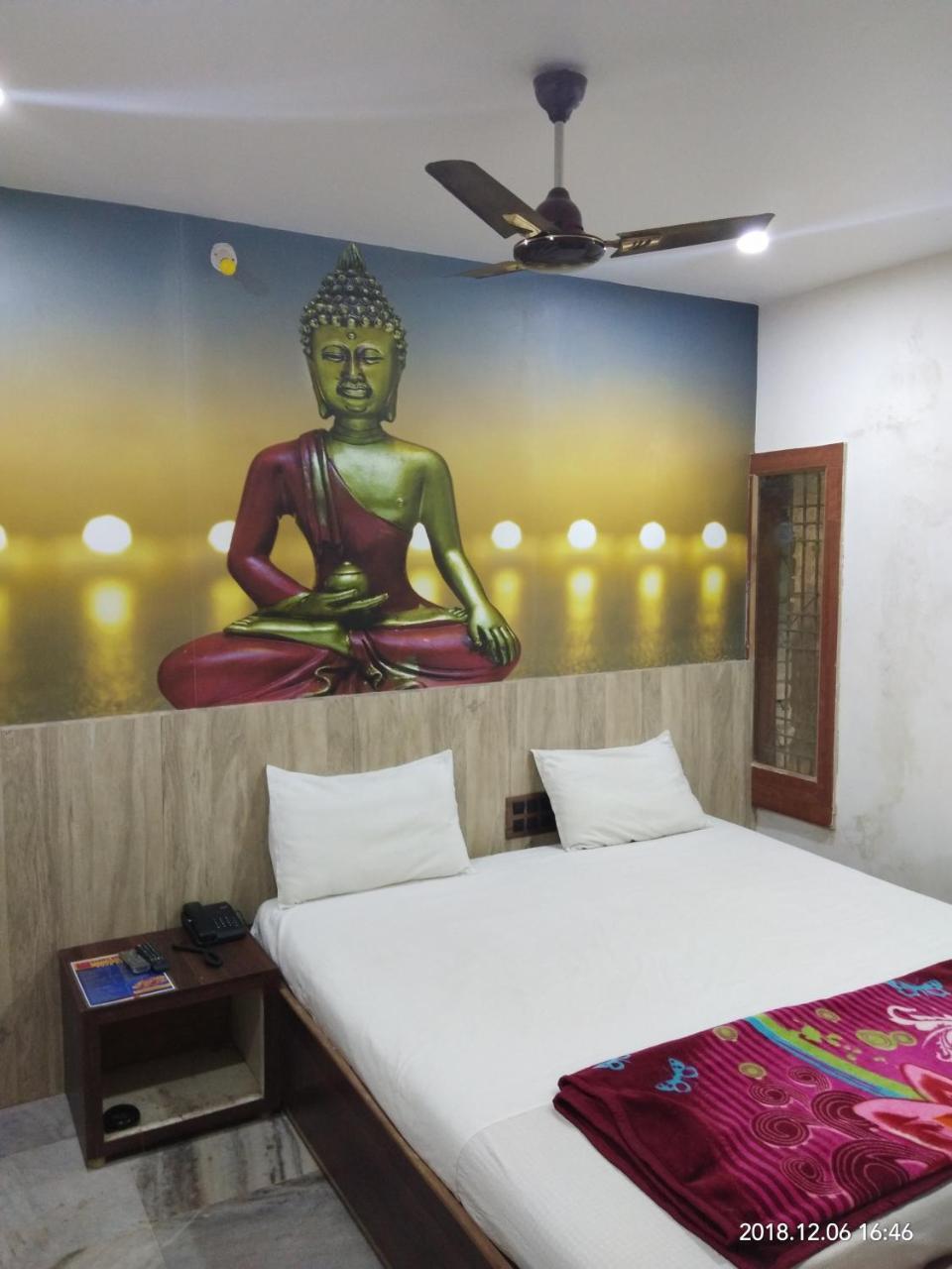 Hotel Nirmalya Brahmapur Buitenkant foto